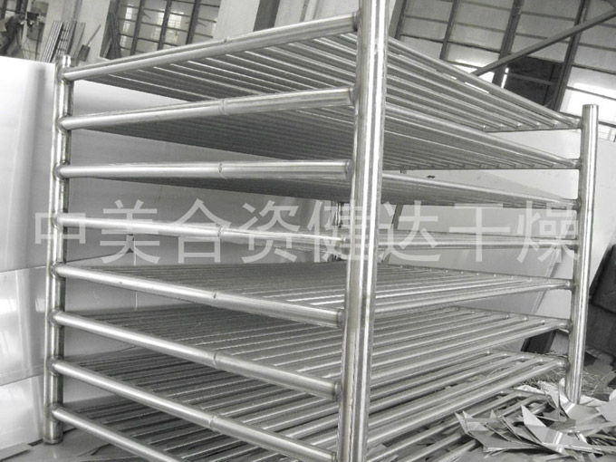 我司生產(chǎn)的方形真空設(shè)備倍受客戶贊賞